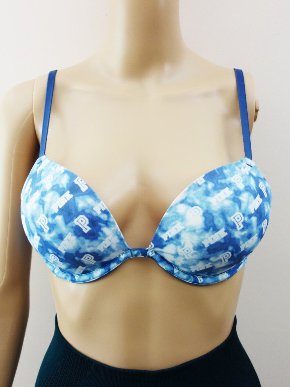 VS PINK Wear Everywhere Super Push up Blue Tie Dye Bra (34B) EUC